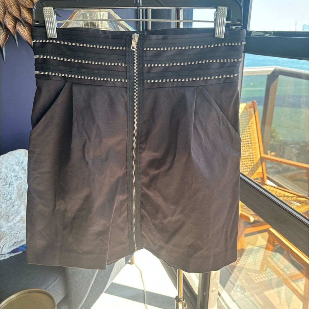 Black Zippered Women's Skirt